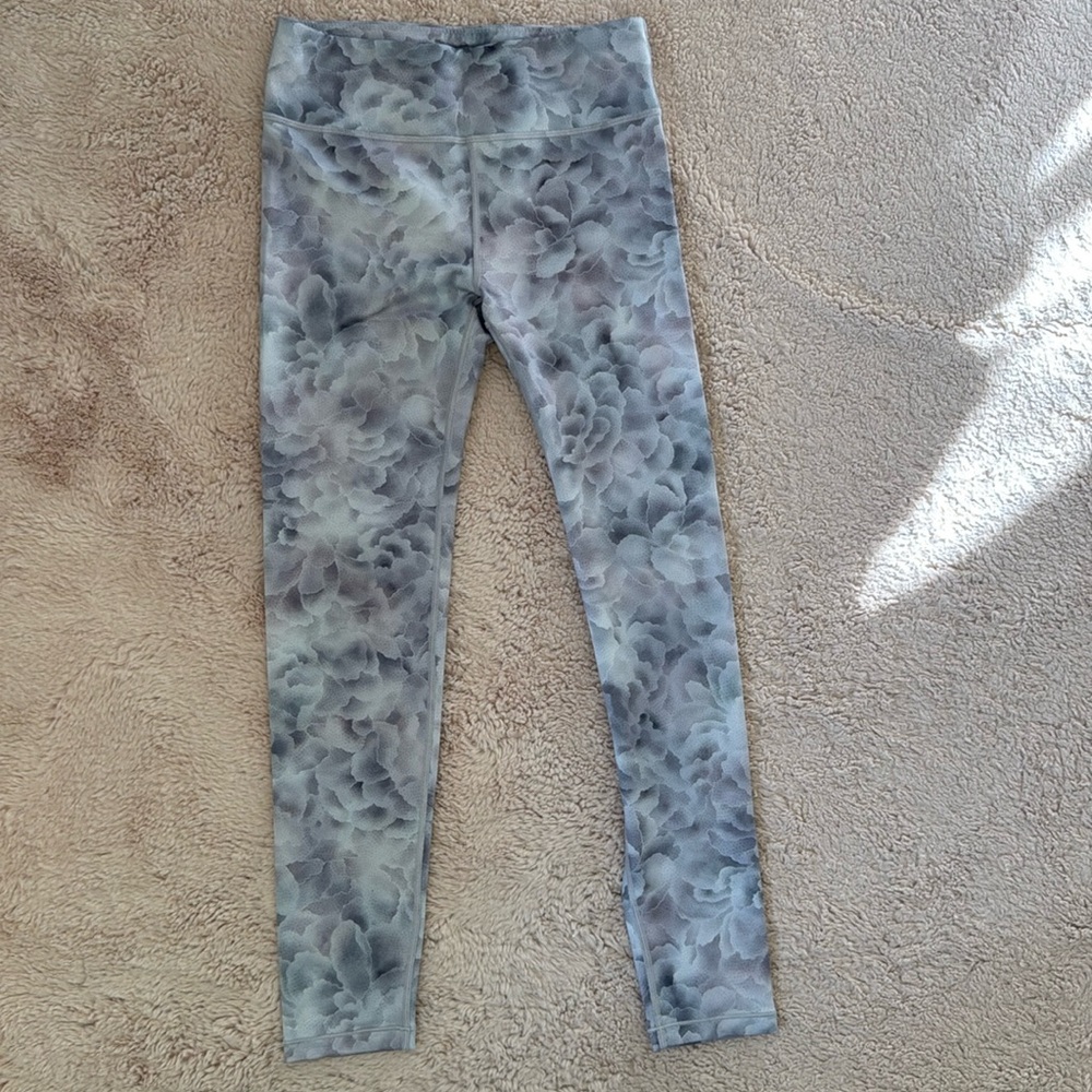 Athlete girls size XXL/16 High rise printed Chit Chat tight